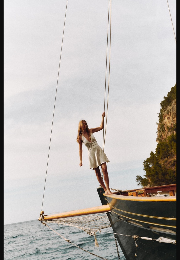 Атласное платье на бретельках ZARA 4772/381-3