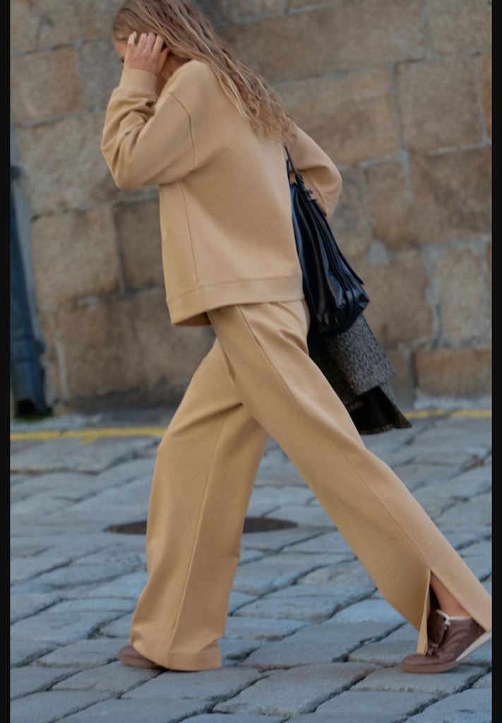 Брюки из трикотажа с вентиляционными отверстиями ZARA 4174/674-3