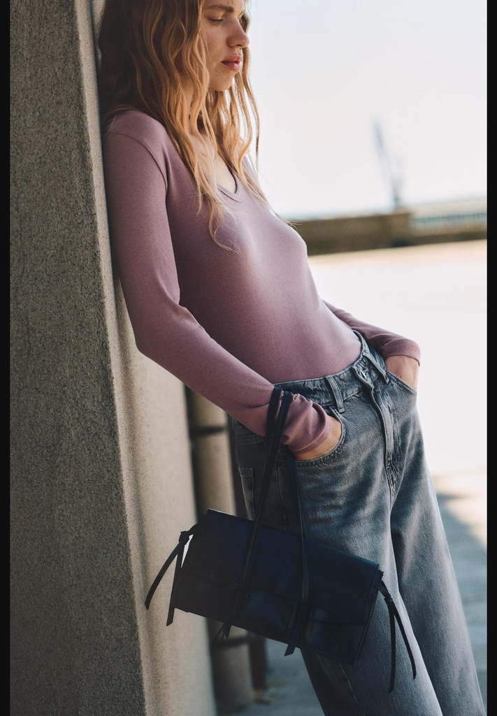 Выцветшая футболка в рубчик ZARA 4174/675-3