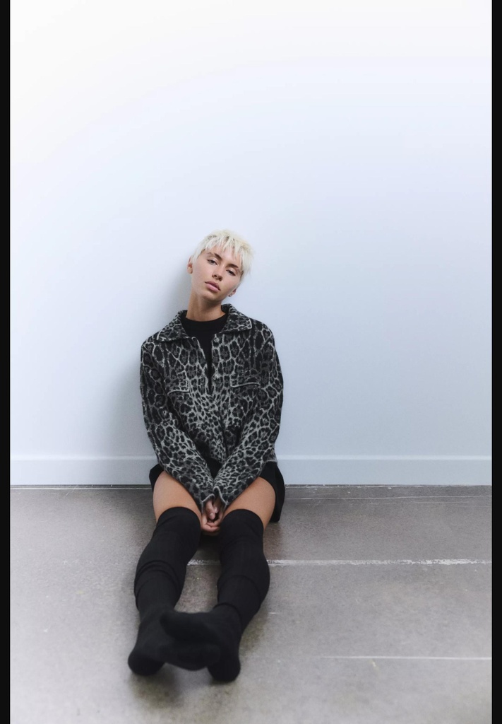 Жаккардовый вязаный жакет в виде животного ZARA 3991/114
