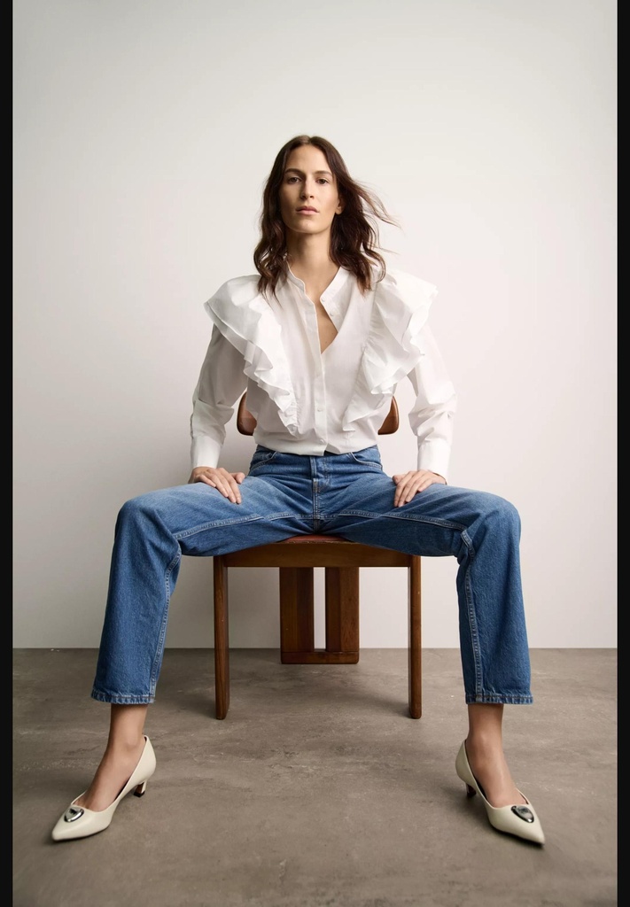 Кожаные каблуки с металлическими накладками ZARA 1223/410