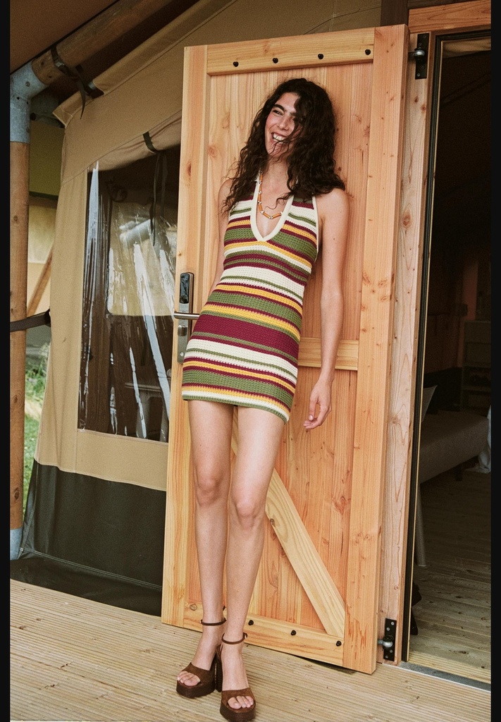 Короткое платье крючком ZARA 4813/812