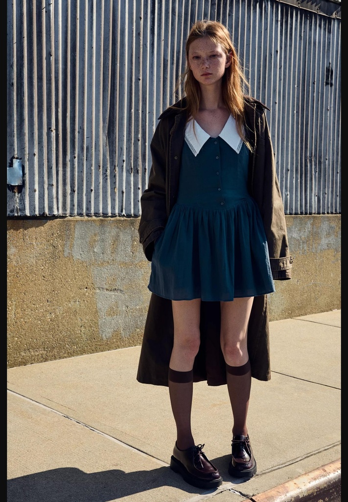 Короткое платье с воротником "питер пэн" ZARA 0881/202