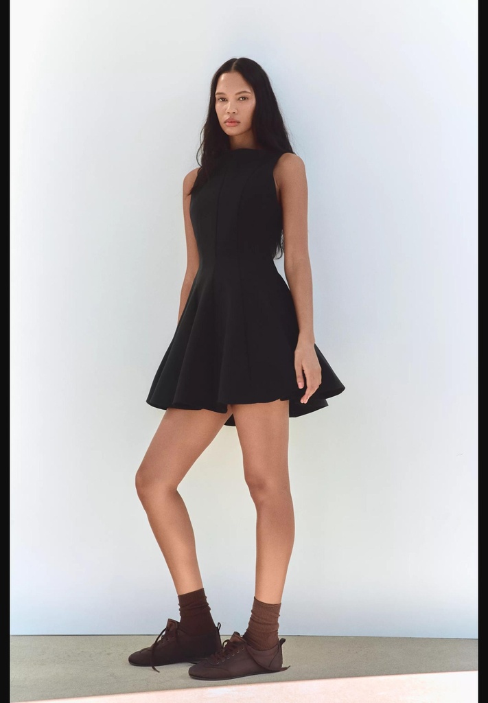 Короткое расклешенное платье ZARA 3067/230