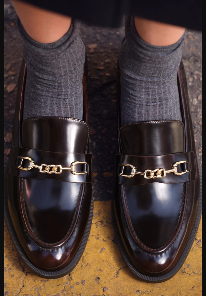 Мокасины с искусственной лакированной отделкой и пряжкой ZARA 2516/410