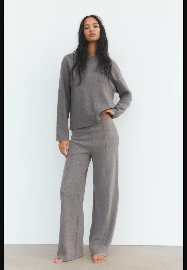 Мягкий свитер ZARA 5039/376