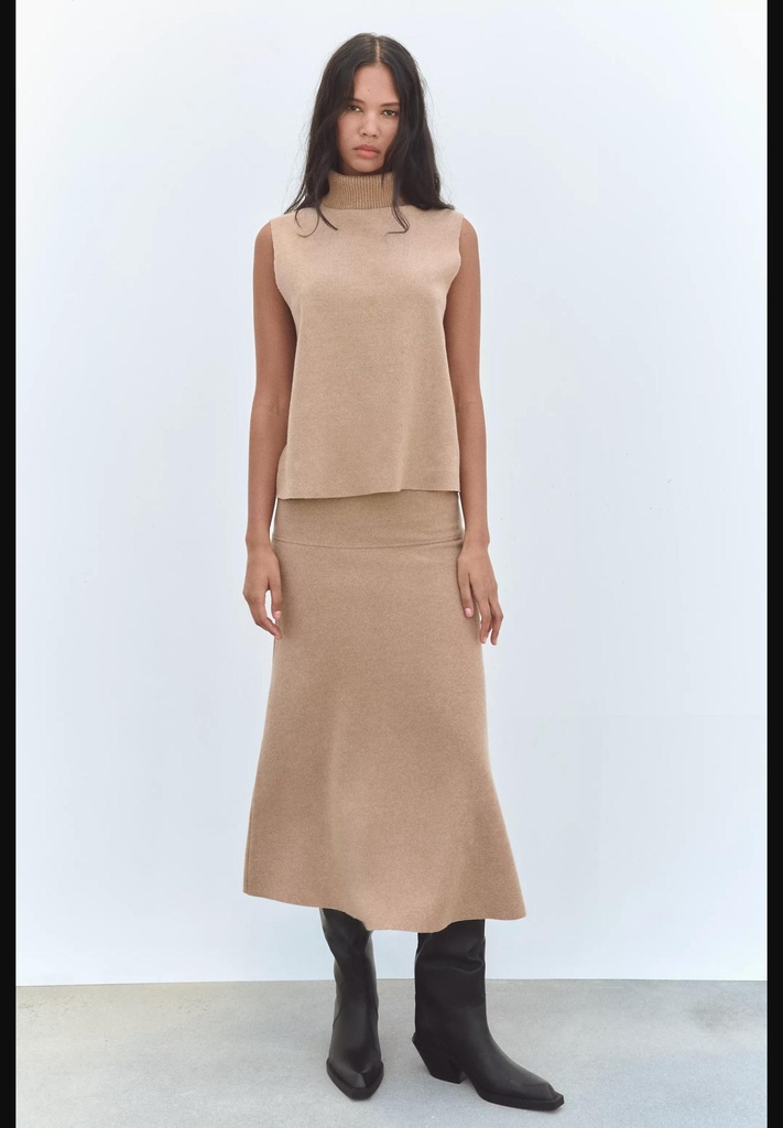 Мягкий топ с высоким воротом ZARA 5039/378-2