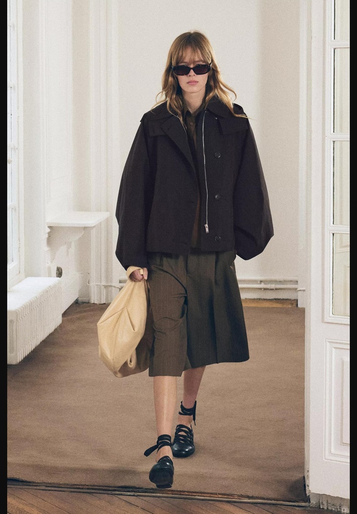 Перекрещивающаяся накидка с капюшоном из коллекции zw ZARA 0155/243