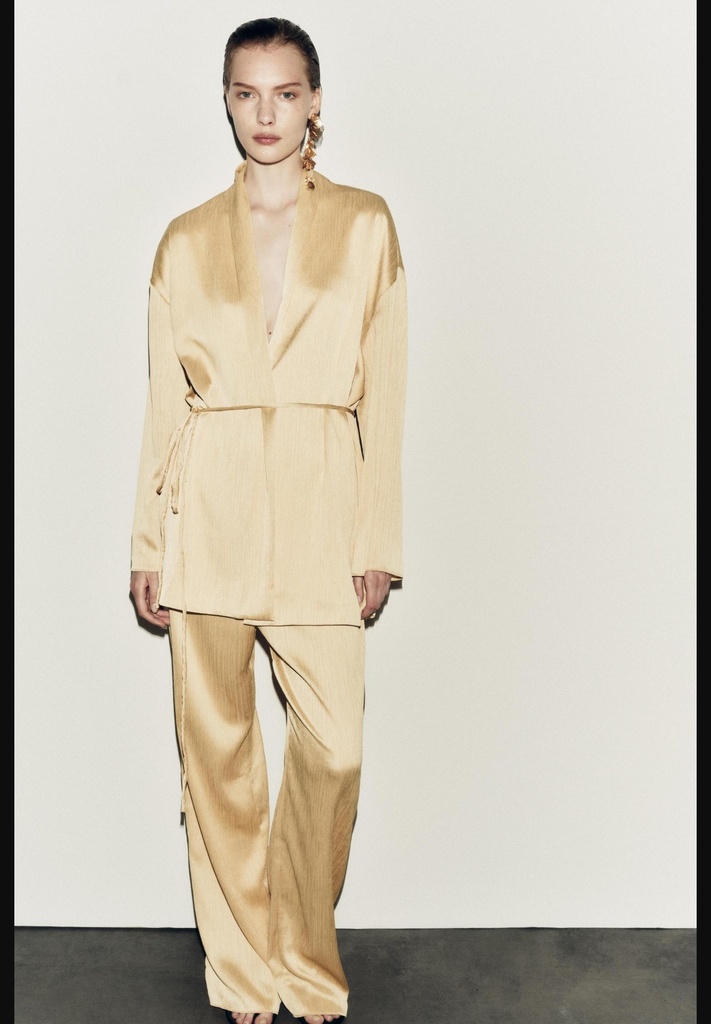 Плиссированное кимоно с поясом ZARA 1067/455