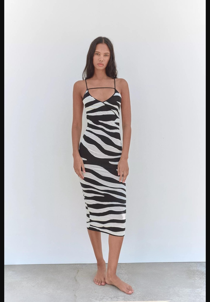 Трикотажное платье с эффектом складок ZARA 4938/113
