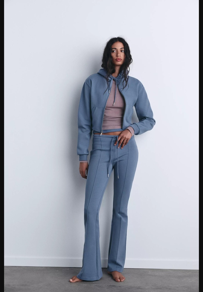 Укороченная толстовка на замочке ZARA 3641/843-12