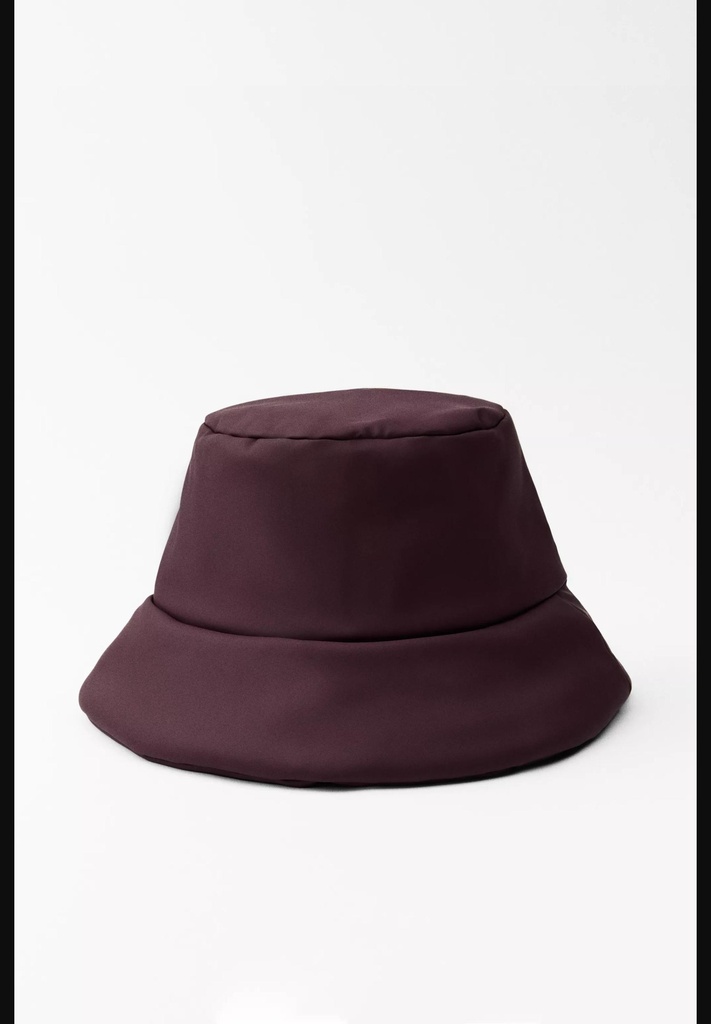 Широкополая шляпа с подкладкой из прорезиненного материала ZARA 3920/460