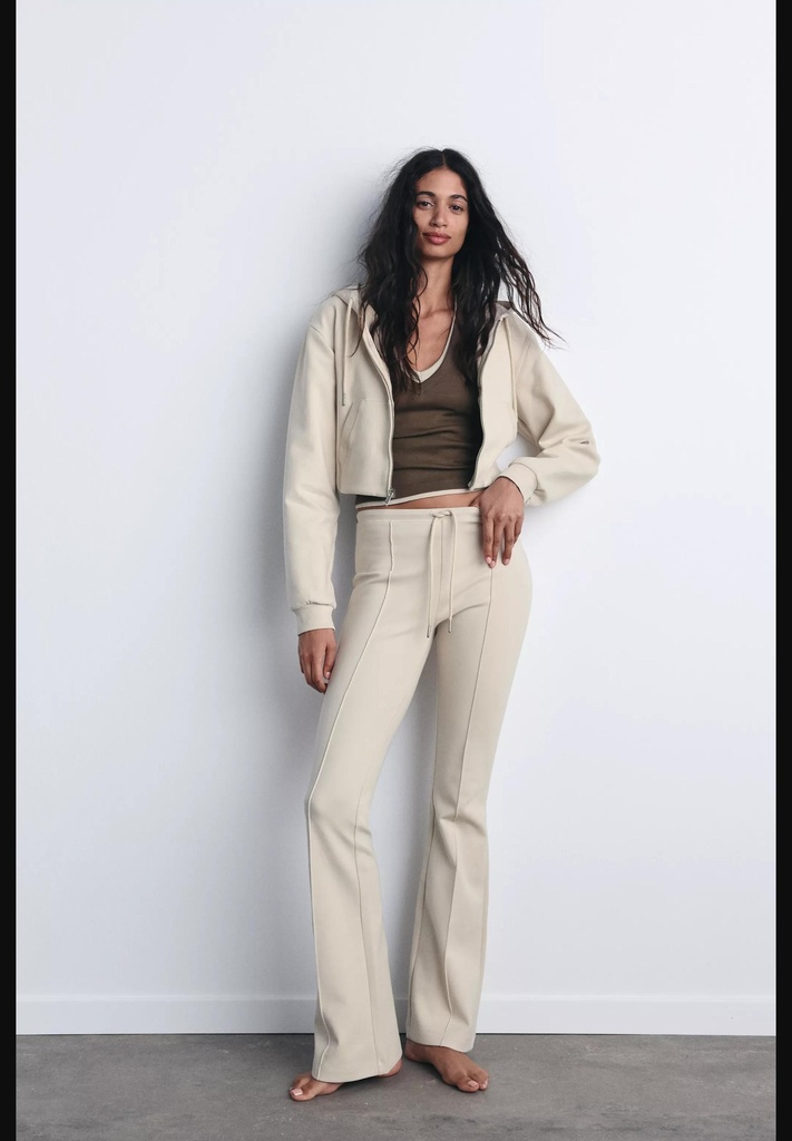 Брюки-клеш с перекрестной строчкой по низу ZARA 3641/845